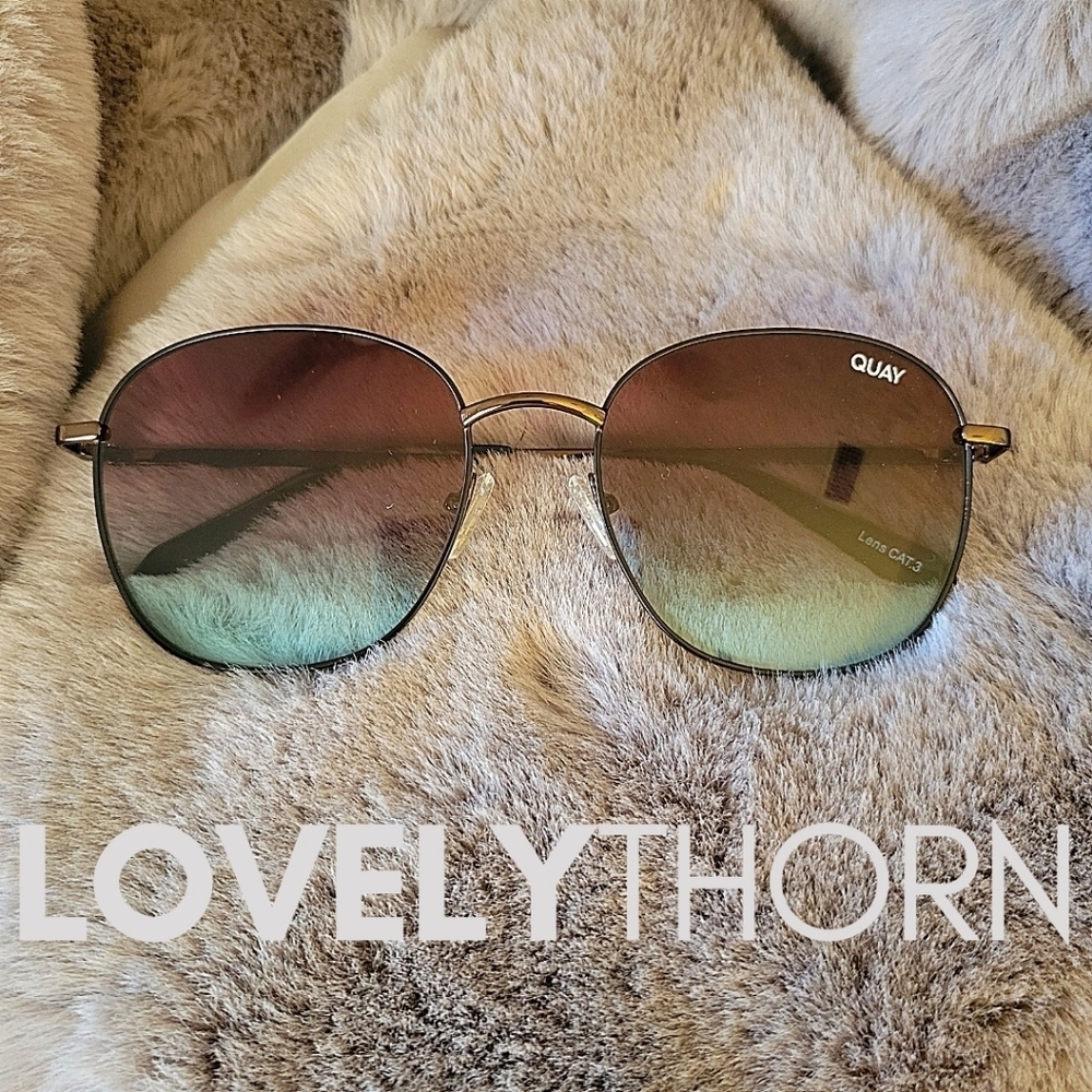 QUAY // ltd ed oversized round sunglasses gunmetal frame black mint fade lens